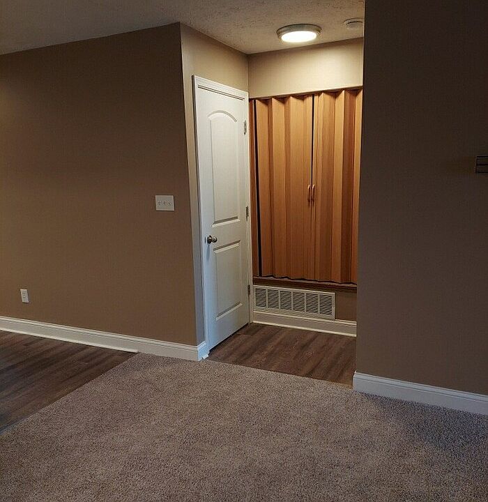 2nd image of 6550 Reflections Dr #6550
