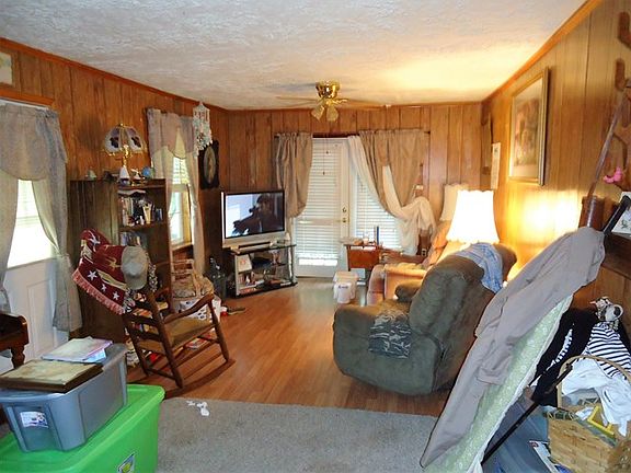 2nd image of 3023 Brookside Ln