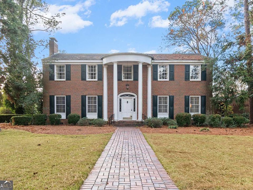 1st image of 2202 Emory Dr