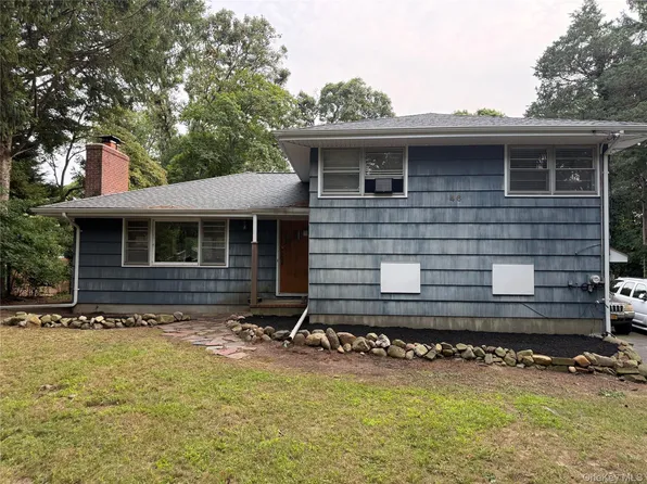 46 Douglaston Road, Sound Beach, NY 11789