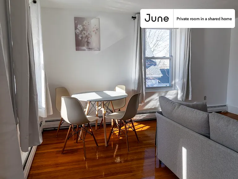 14 Bacon St #A — Photo 12