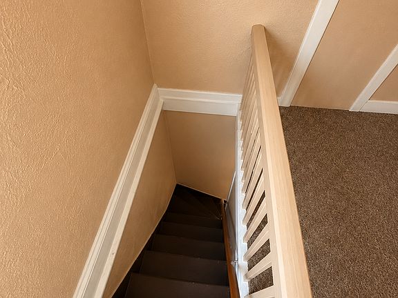 3rd image of 346 2nd St APT 2