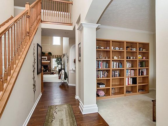 3rd image of 7668 Douglas Hill Ct