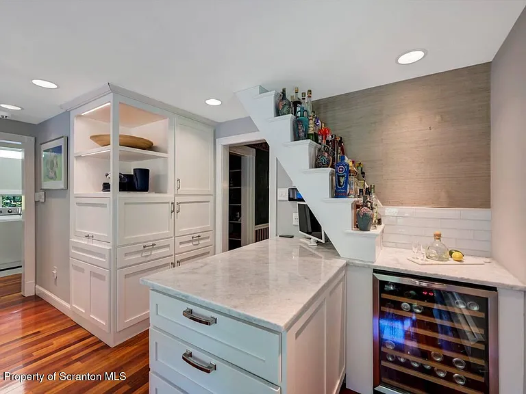 3360 Forest Rd — Photo 21