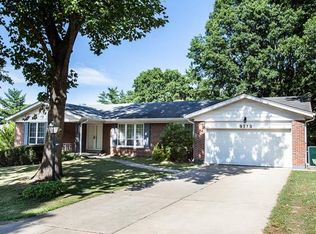 9118 Grant Farm Trl, Saint Louis, MO 63126