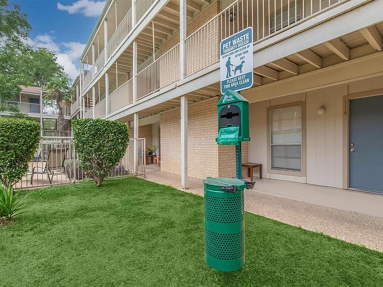 6008 N Lamar Blvd #204 — Photo 16