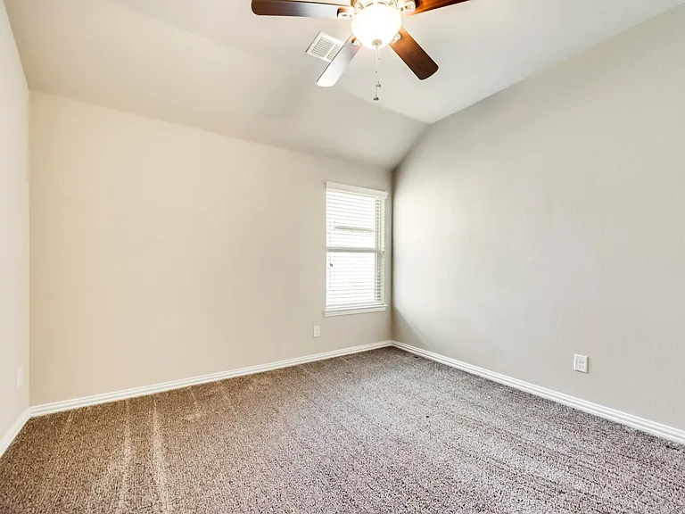 1312 Nacona Dr — Photo 19