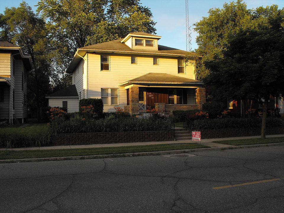 1st image of 756 Portage Ave