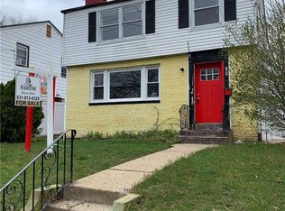 103 President St, Hempstead, NY 11550