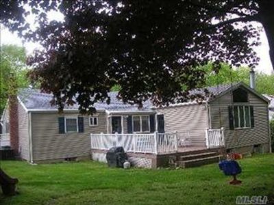 79 Cornehlsen Dr, Huntington Station, NY, 11746