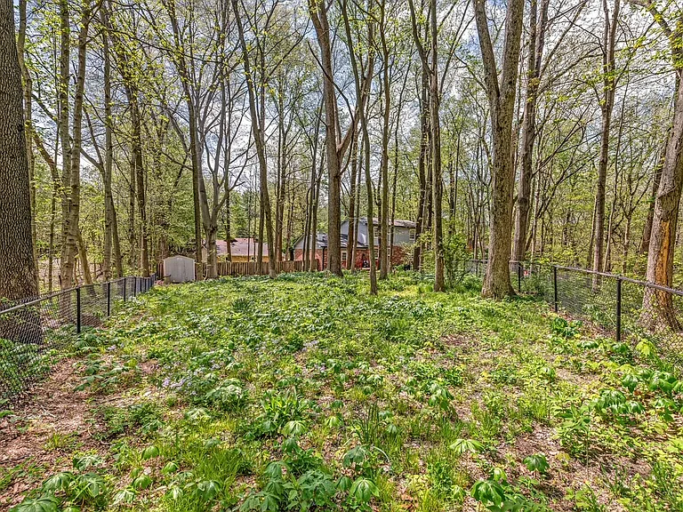 365 Beechwood Dr — Photo 34