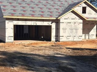 131 Merle Rd, Pinebluff, NC 28373