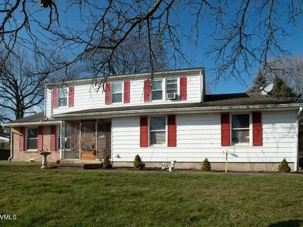 753 E 4th St, Bloomsburg, PA 17815