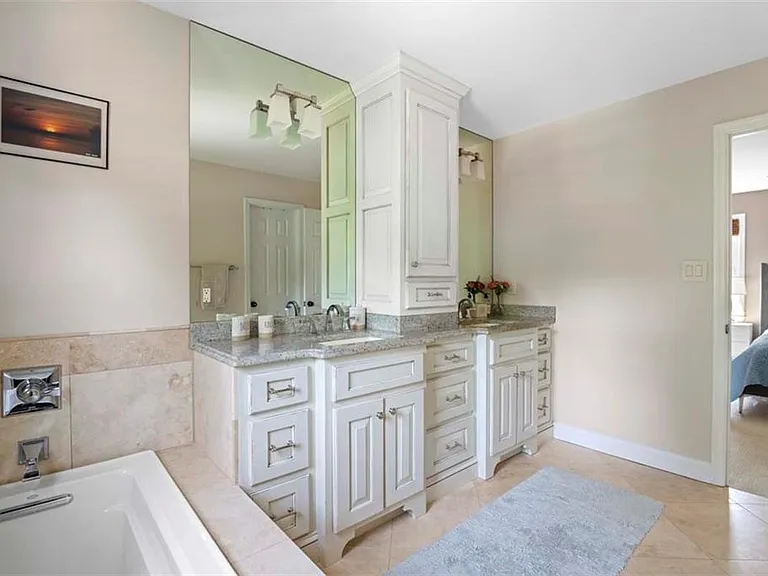1213 Club Walk Dr NE — Photo 31