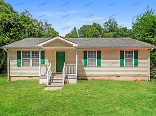 89 E Front St, Newnan, GA 30263