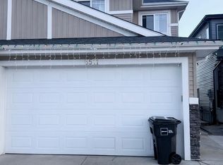 6511 167a Ave NW, Edmonton, AB