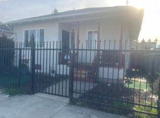 9725 Holly St, Oakland, CA