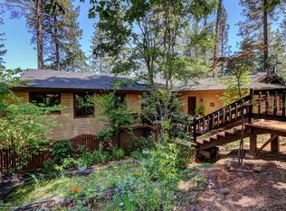11887 Hanley Dr, Grass Valley, CA 95949