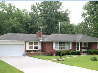 4104 Bentley Rd, Springfield, OH 45504