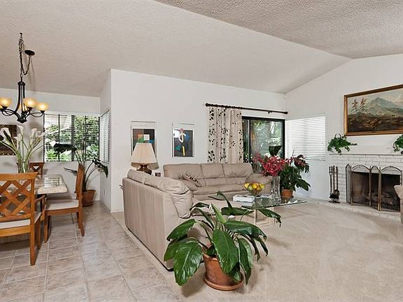 3rd image of 9059 Havasu St