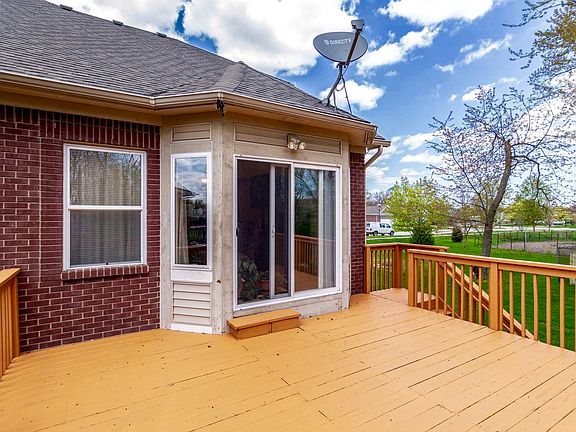 4th image of 37467 Eagle Dr