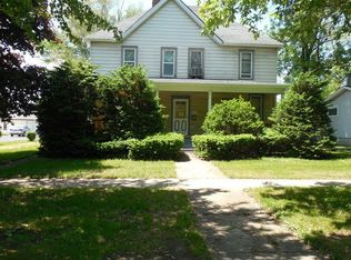 219 N Locust St, Momence, IL 60954