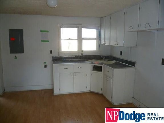 3rd image of 2706 Emiline St