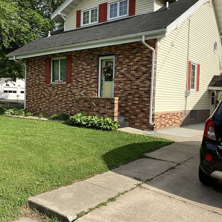 1st image of 107 7th Ave SE