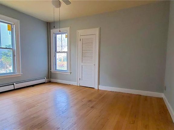 2nd image of 22 Willard St #1