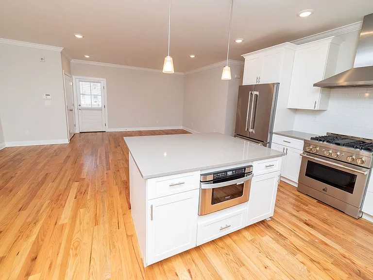 11 Quarry St — Photo 5