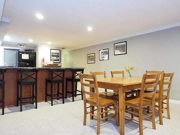 Open floor plan with plenty of room for dining room table and chairs.