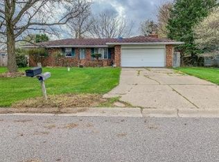 25560 Thornberry Ct, Elkhart, IN 46517