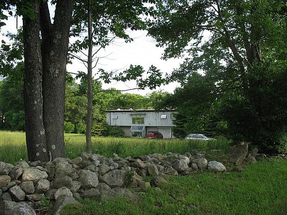 13 Brown Road South Kent  LEO 061