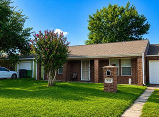 7622 Azalea St, Houston, TX 77023