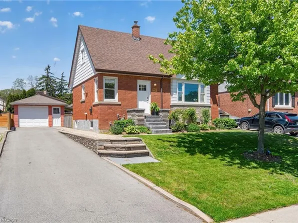 496 Rosseau Rd, Hamilton, ON L8K 4T5
