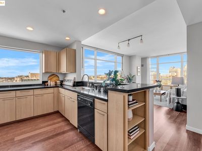 1 Lakeside Dr APT 1803, Oakland, CA, 94612