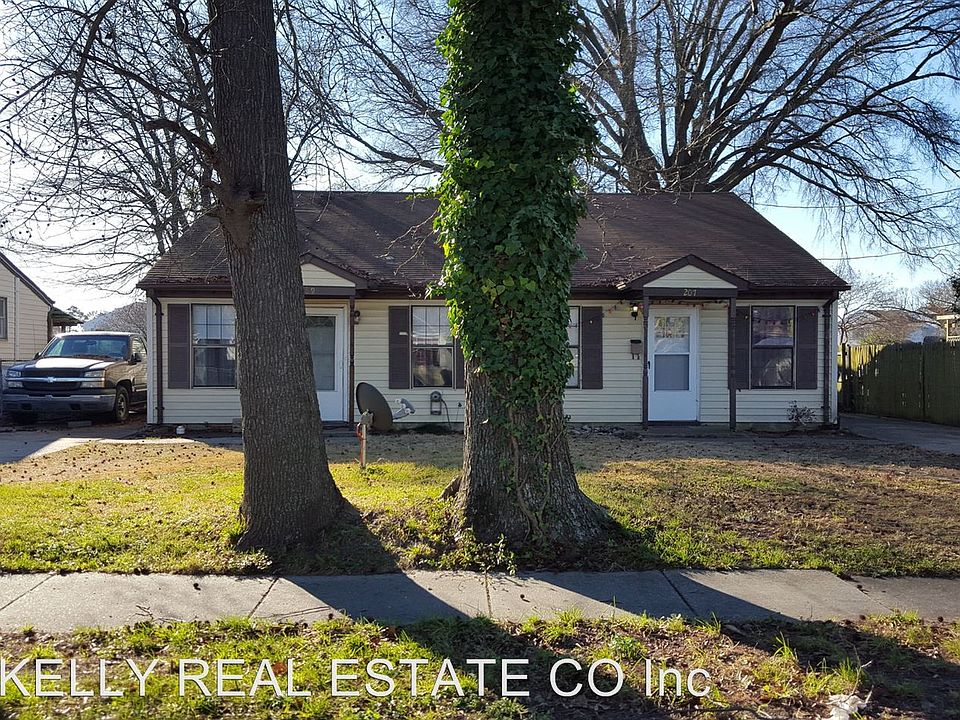 1st image of 209 Woodview Ave