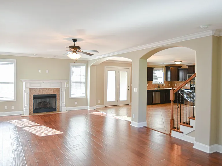 3640 Fox Tail Dr — Photo 4