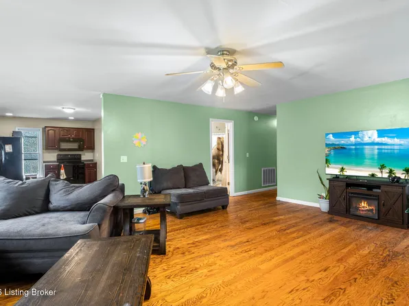99 Olympia Dr, Bardstown, KY 40004
