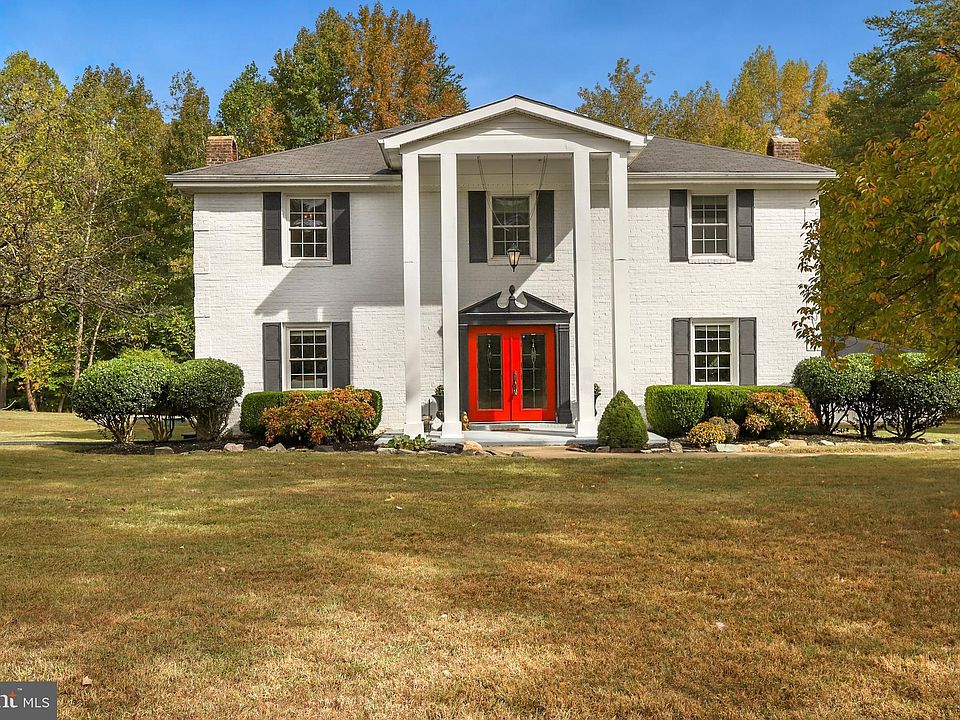 1st image of 81 Shumate Ln