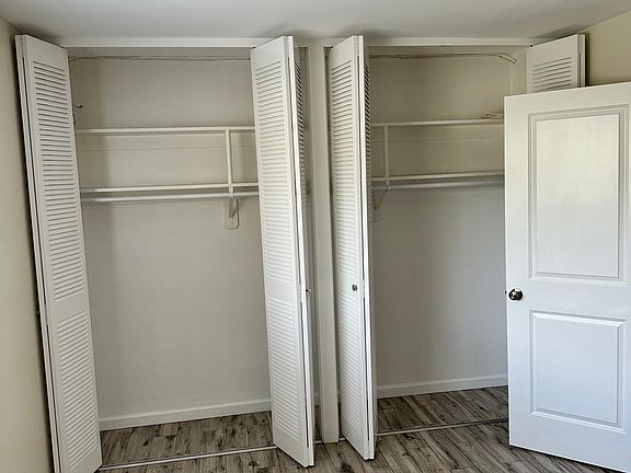5th image of 600 SE 23rd Ave APT 2
