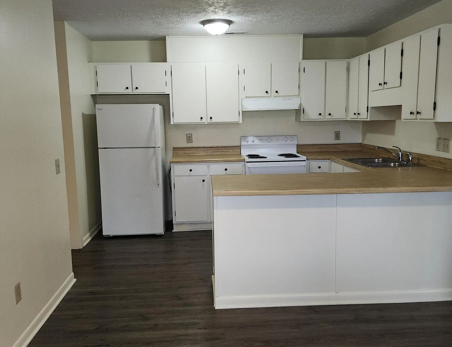 2 bed, 2.0 bath, $1,250 — Photo 3