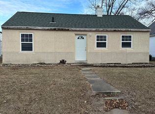 610 Sherman Ave, Waterloo, IA 50703