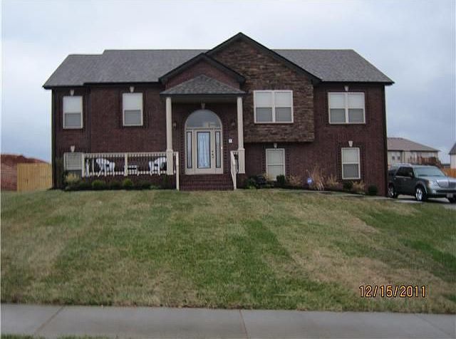 1st image of 229 Plantation Dr