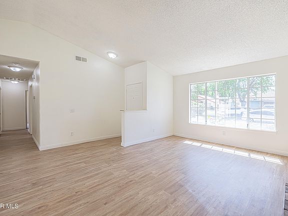 3rd image of 43938 San Francisco Ave
