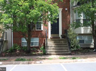14186 Hunters Run Way, Gainesville, VA 20155