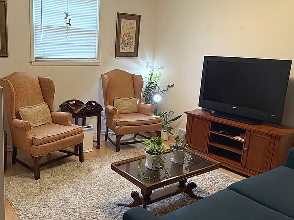 3rd image of 2503 Rocklyn Dr #2503
