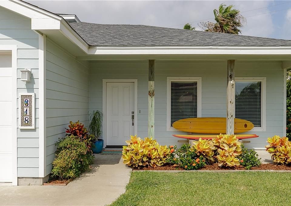 1st image of 318 Sandhill Cir
