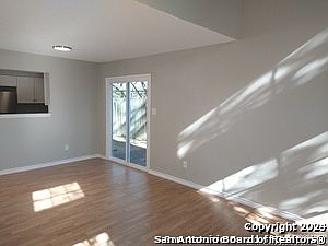 5th image of 7510 OAK CHASE