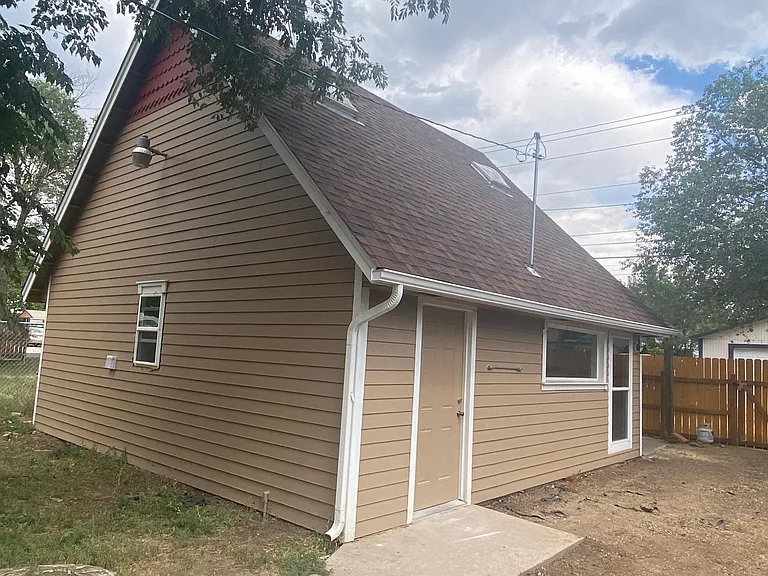 2621 Wood Ave #B — Photo 11